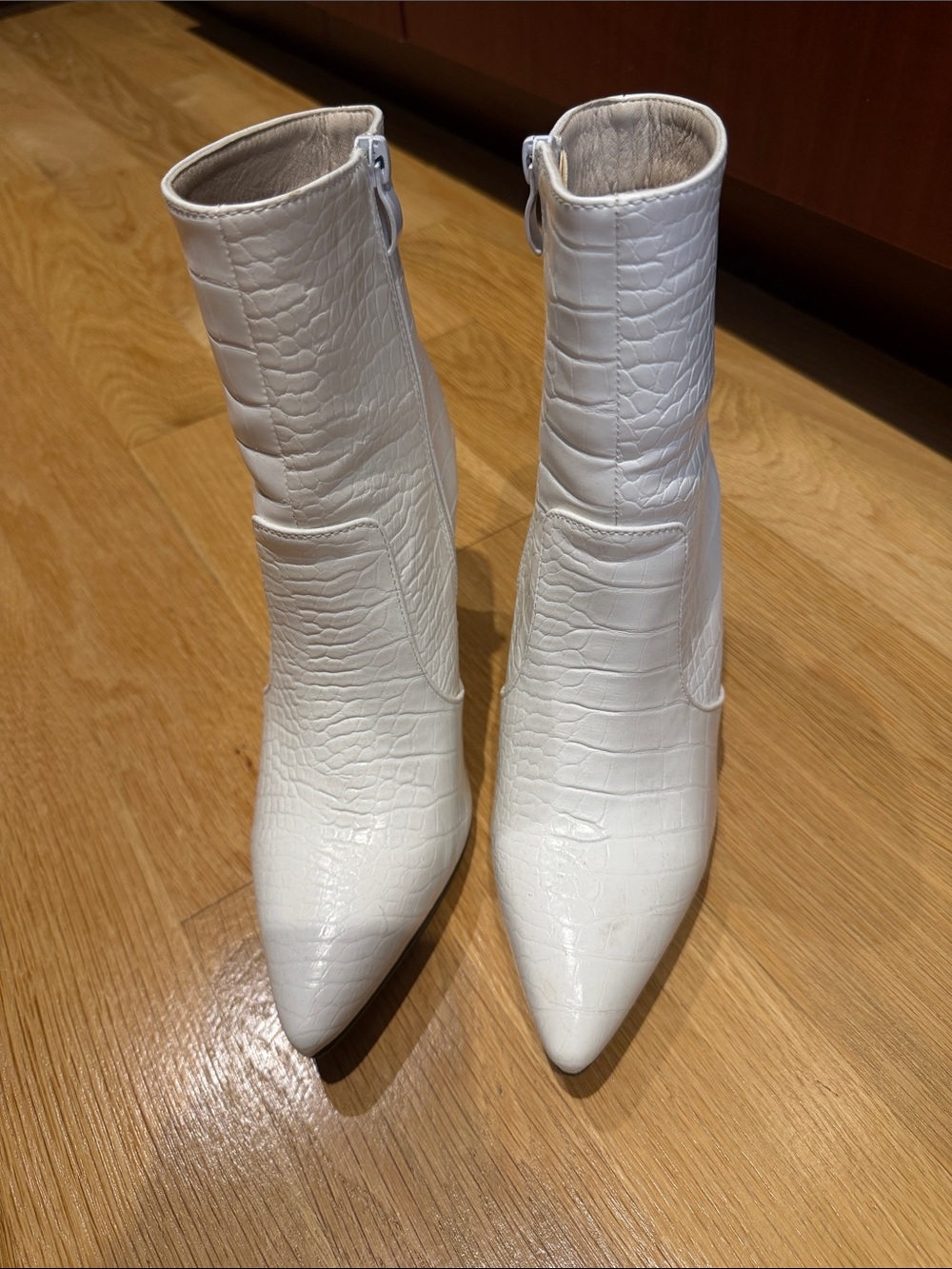 SHEIN White Croc-Embossed Pointed Ankle Booties